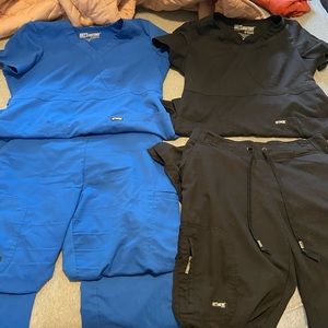 Grey’s Anatomy scrubs